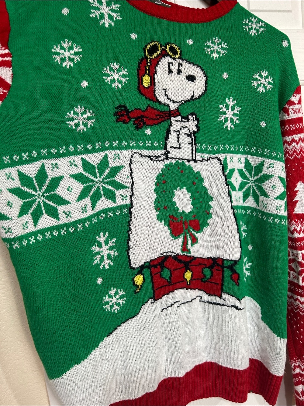 Peanuts Snoopy Snoopy’s Doghouse Ugly Christmas Sweater XXL 2X - Picture 4 of 6